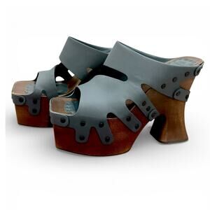 UGG + Eckhaus Latta Squid Women's blue Leather Platform Sandals, Size 10 NWOB